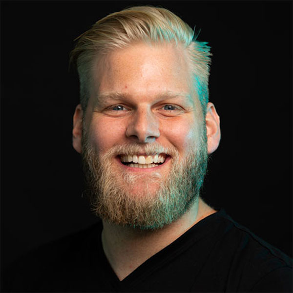 Mark Advidi